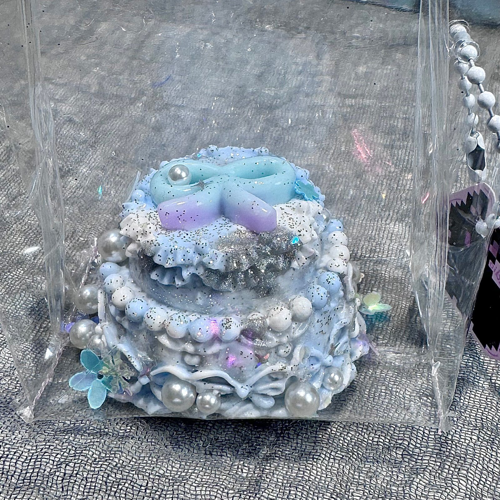 Frozen Dream Layer Cake Squishy - Icy Blue & Silver Swirl! 🍰❄️