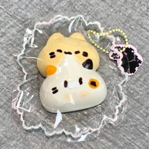 Biting-Head Kitty Twins Squishy - The Purr-fect Pair of Trouble & Cuteness! 🐱❤️🐱